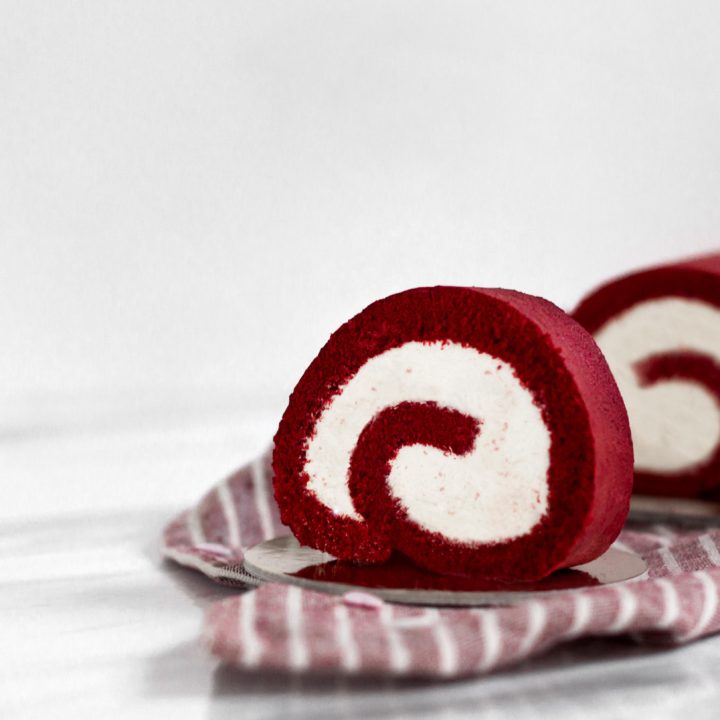 red velvet cream cheese roulade