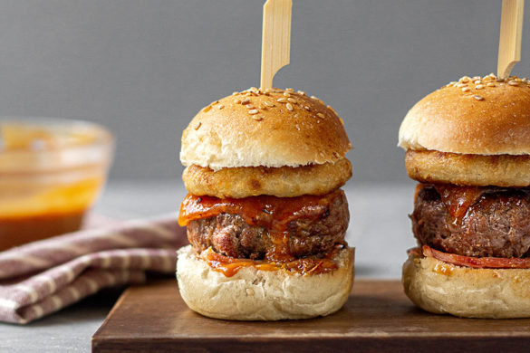 Homemade Mini Beef Burgers (Sliders)